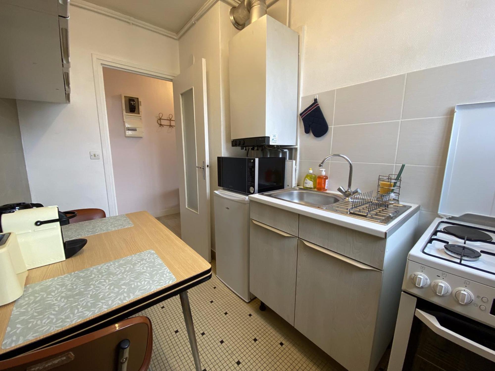 Grand Calme Avec Balcon & Parking Gratuit * Tours