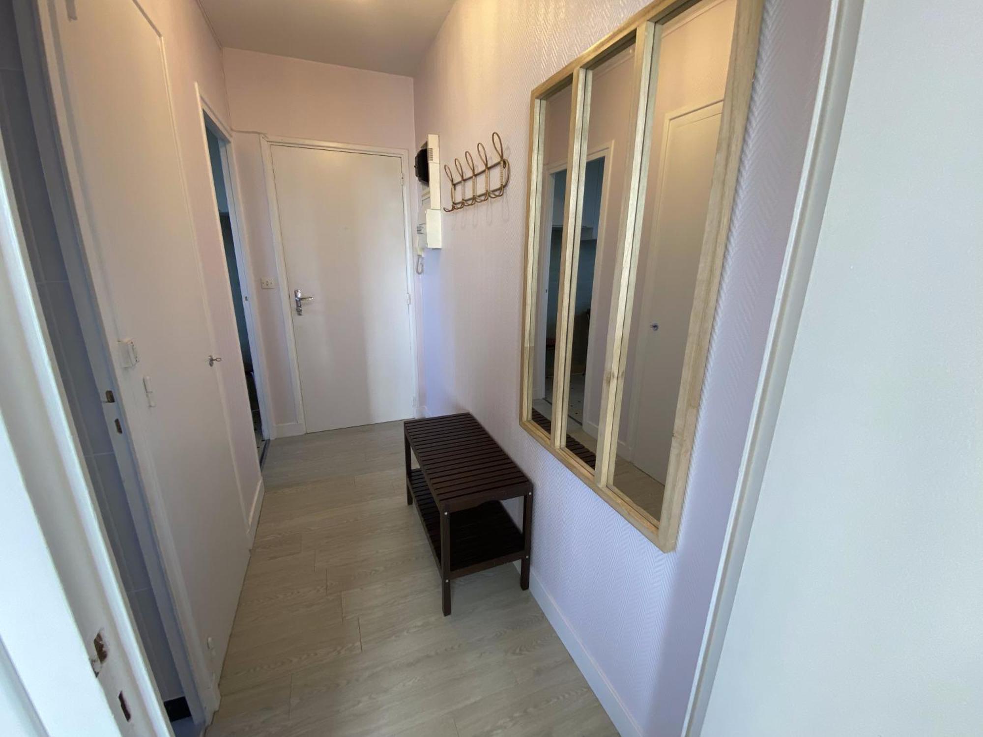 Grand Calme Avec Balcon & Parking Gratuit Tours